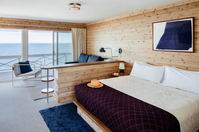 suite, bedroom, ocean view