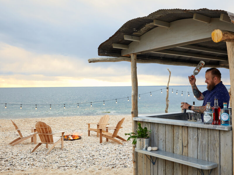 Low Tide Bar