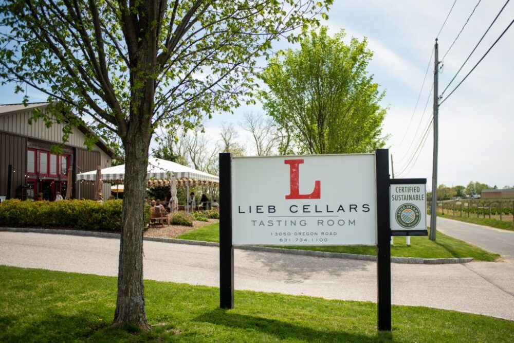 Leib Cellars tasting room