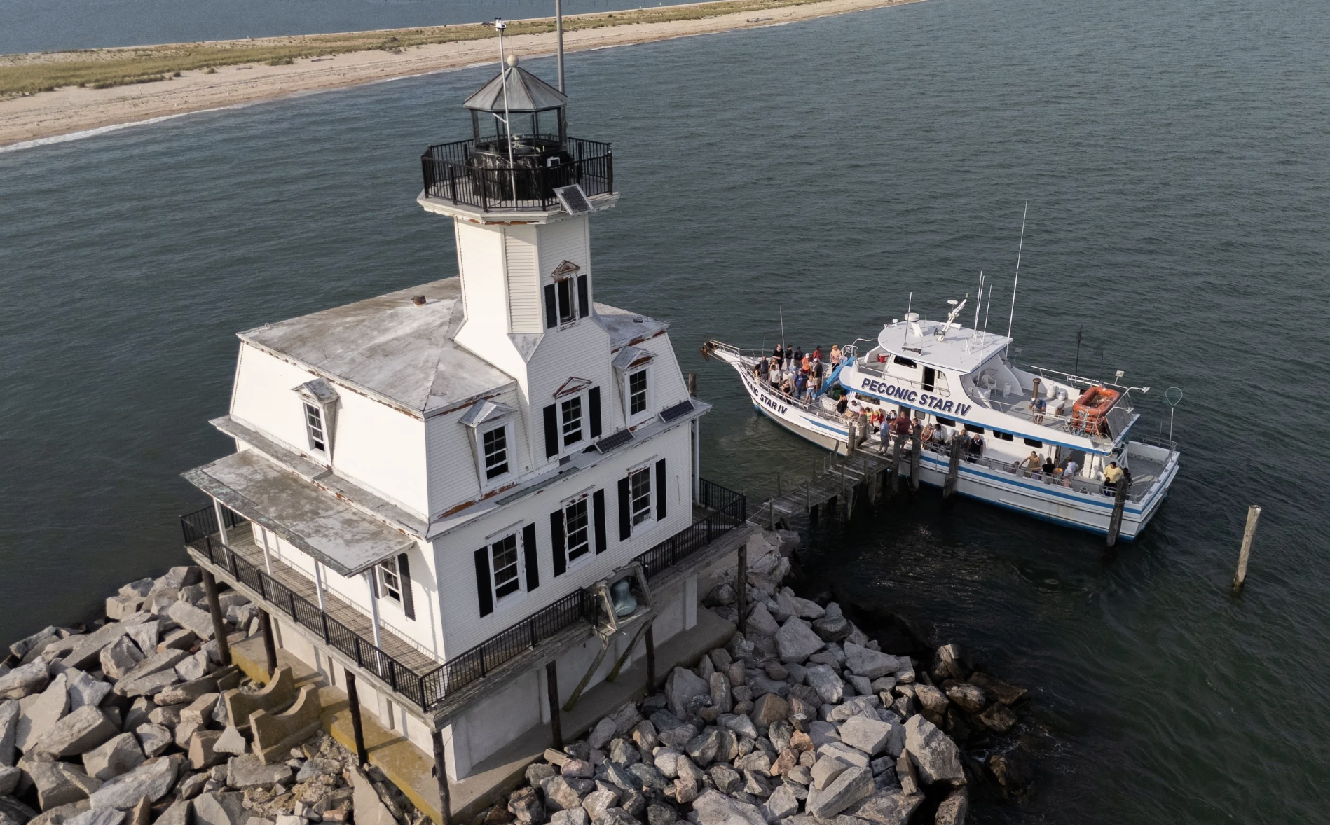 Bug Lighthouse Cruises at East End Seaport Museum